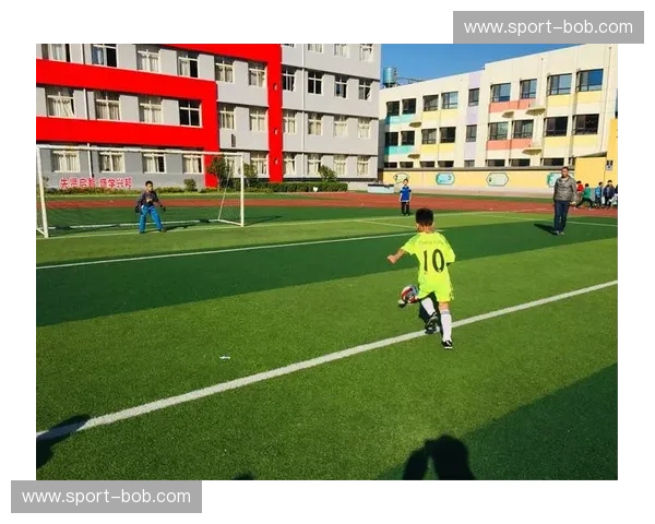 迦太基的荣耀与东瀛的武士道：一场跨越时空的足球对话